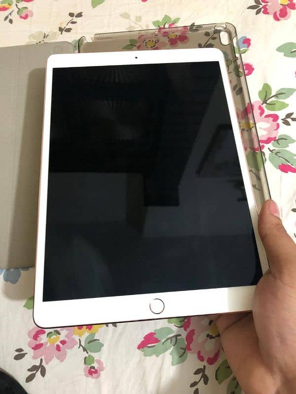 apple Tab 64GB 4