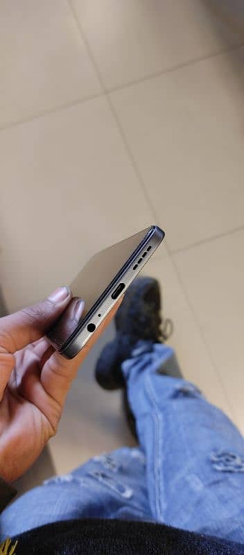 INFINIX HOT 50 PRO 4