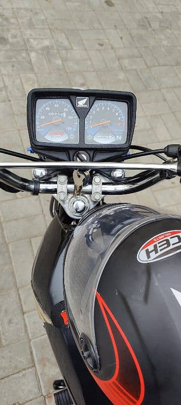 Honda CD125 2023 Model 4