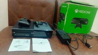 Xbox one Fat 500gb with box and all accessories