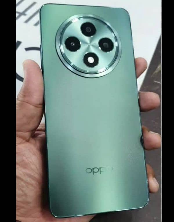 Oppo Reno 12F 1