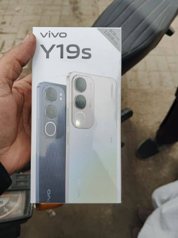 vivo y19s 6/128 8