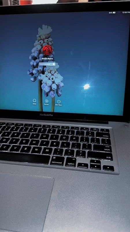 macbook pro 2011 4