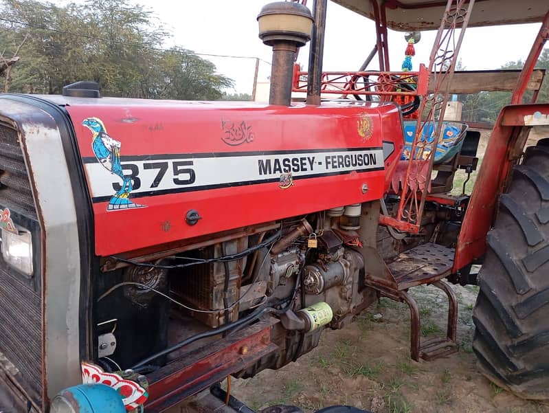 Massey Ferguson 375 Tractor Model 1993 3