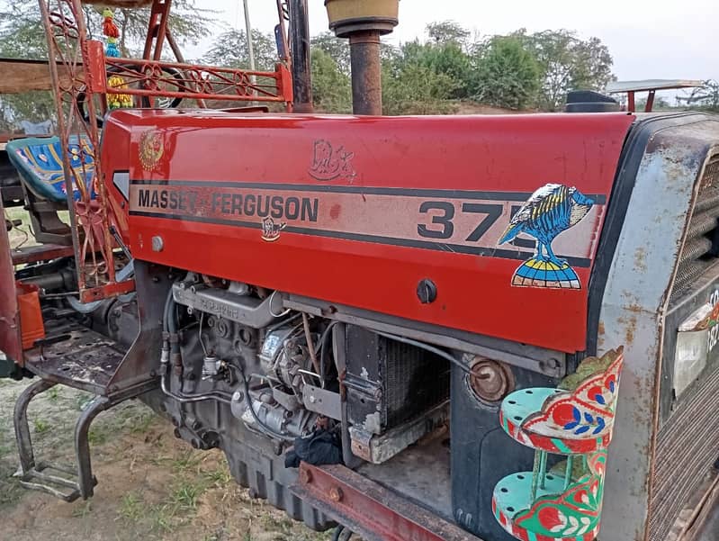 Massey Ferguson 375 Tractor Model 1993 4