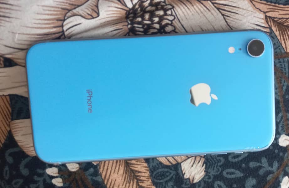 Apple iPhone XR 0