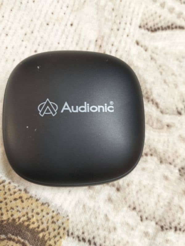 brad new Audionic airbud 550 4