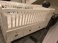 baby cot / wooden baby cot / kids cot / kids furniture / kids bed