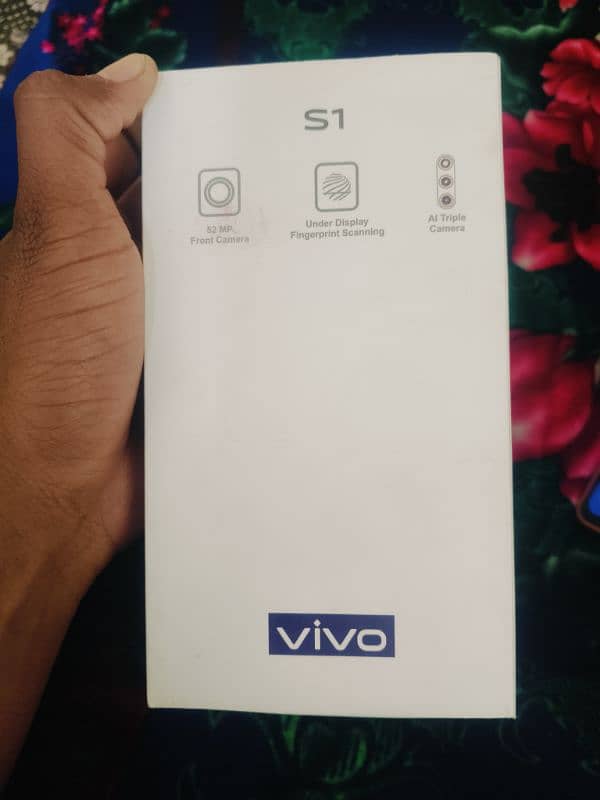 vivo s1 8/256 1