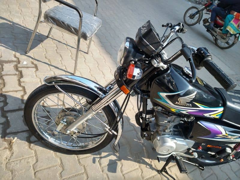 honda cg 125 2020 black 5