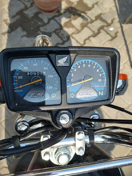 honda cg 125 2020 black 10