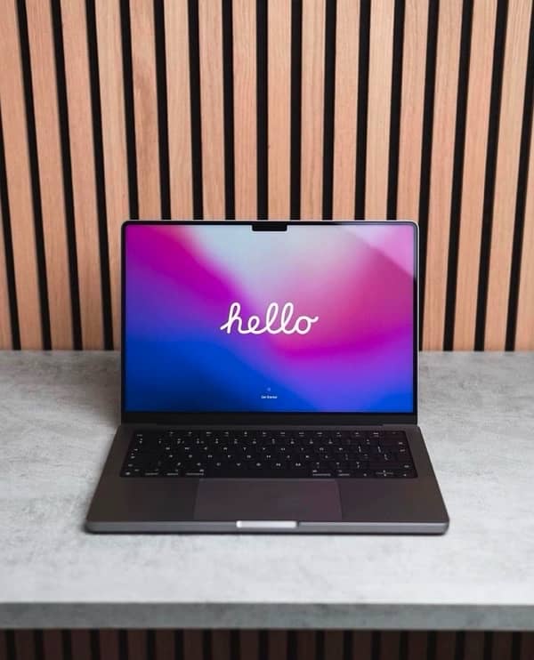 Apple MacBook Pro 14 M1 1