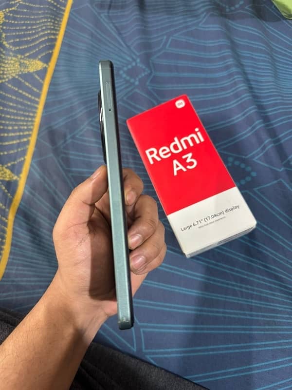 Redmi A3 With Box 4/128 2