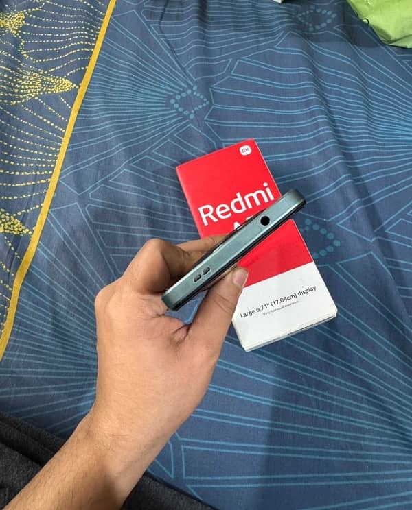 Redmi A3 With Box 4/128 5