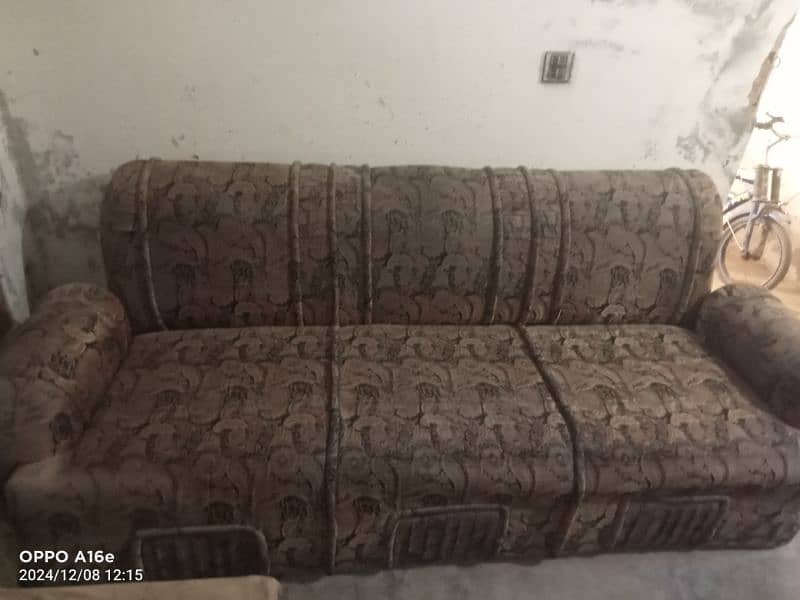 sofa set neat and clean 3