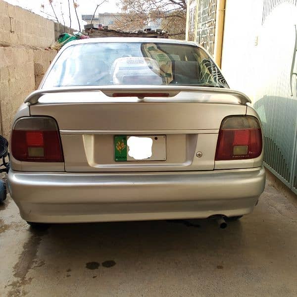 Suzuki Baleno 2004 1