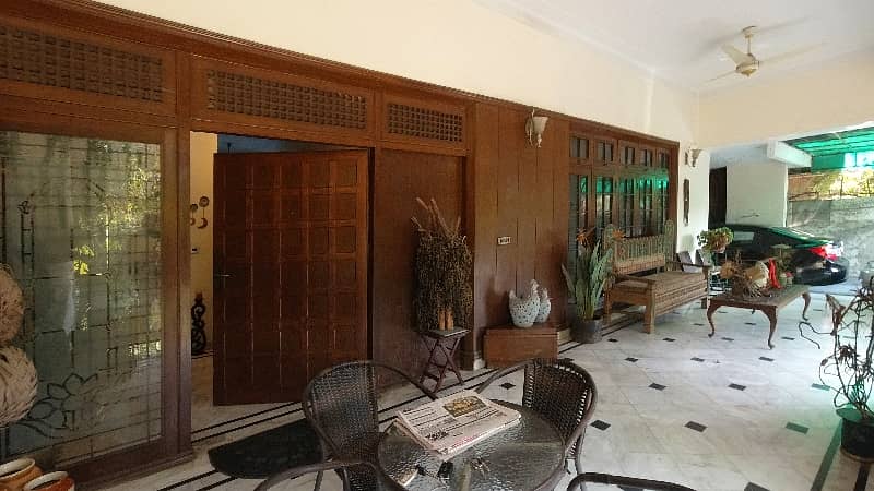 Get An Attractive Prime Location House In Lahore Under Rs. 260000000 12