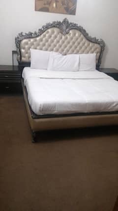 Bed/bed set/king size bed/wooden bed/double bed/poshish bed for sale 1