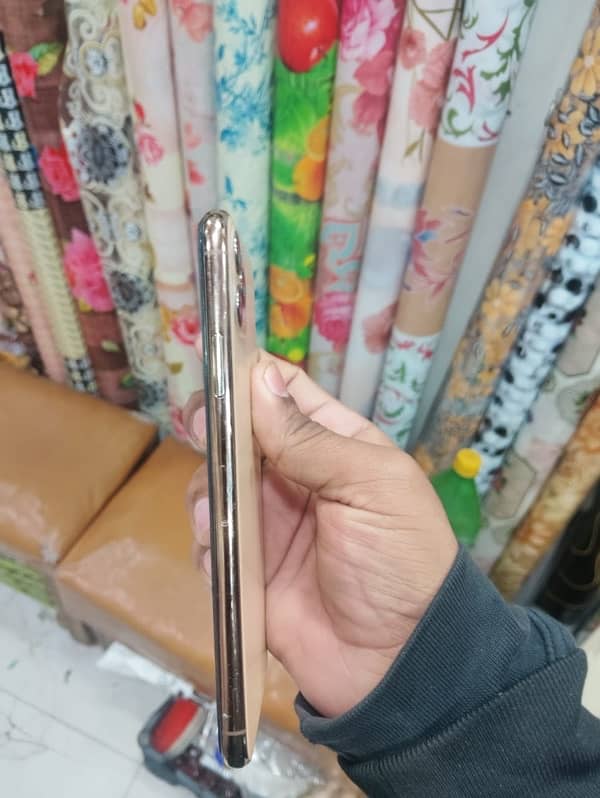 Apply iphone 11pro max PTA 3