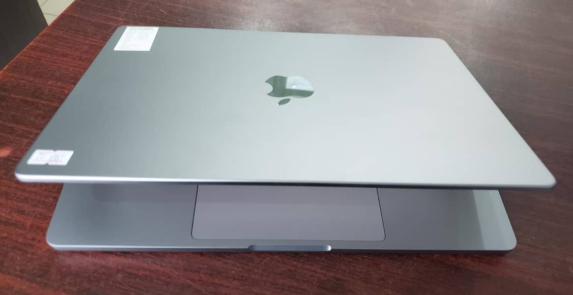 CTO MACBOOK M1 PRO 14" 2021 32GB RAM , 1TB SSD APPLE CARE PLUS 2