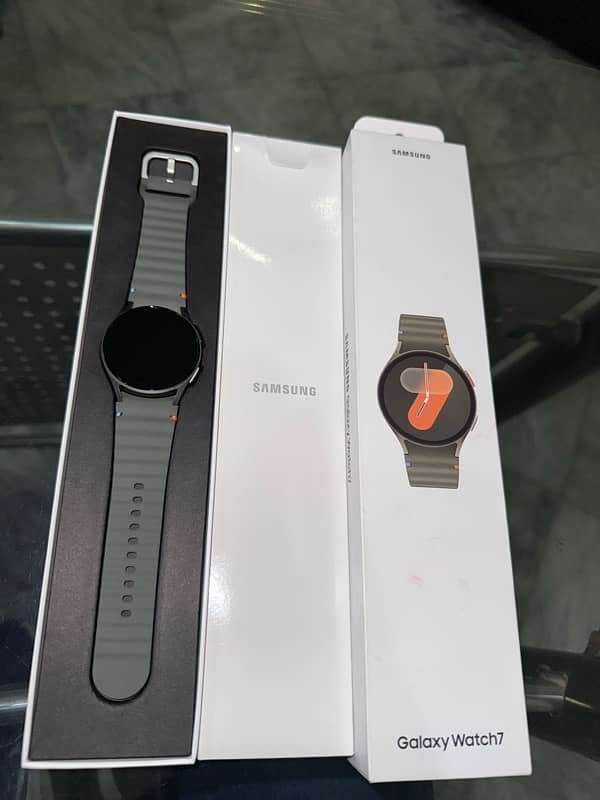 Galaxy Watch 7 Box Opened 40mm Green 0