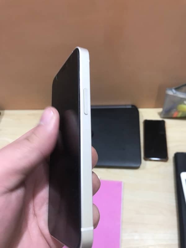 Iphone 12 mini 64 GB (JV Variant) 1