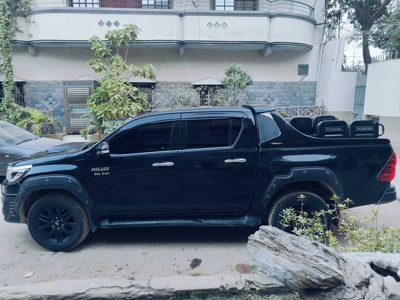 Toyota Hilux Revo 2017 6