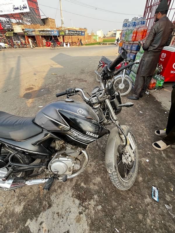 Yamaha ybr 125cc 2015 for sale urgent! 1