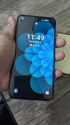 Samsung Galaxy S10E 6+6 ram plus/128