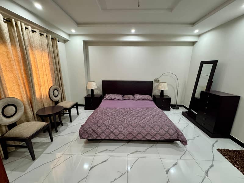 Spacious Flat Is Available For sale In Ideal Location Of Bahria Town Phase 7 12