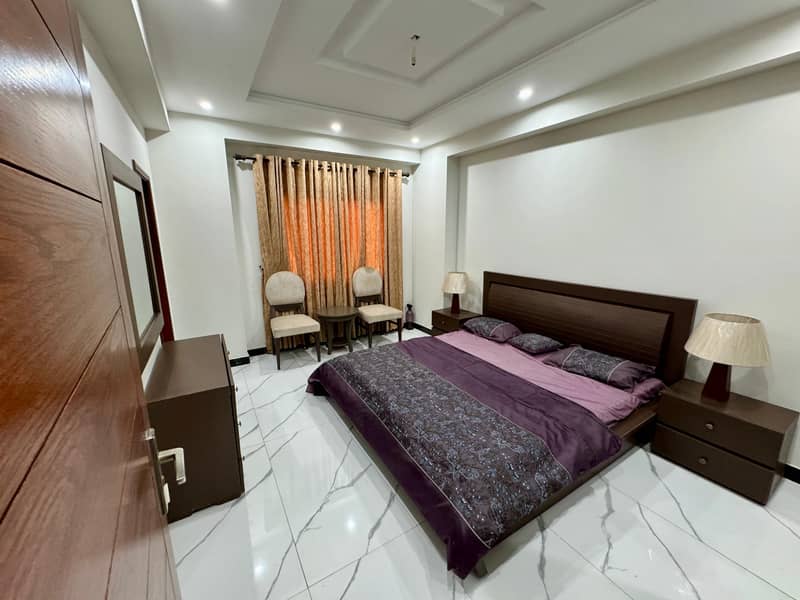 Spacious Flat Is Available For sale In Ideal Location Of Bahria Town Phase 7 14