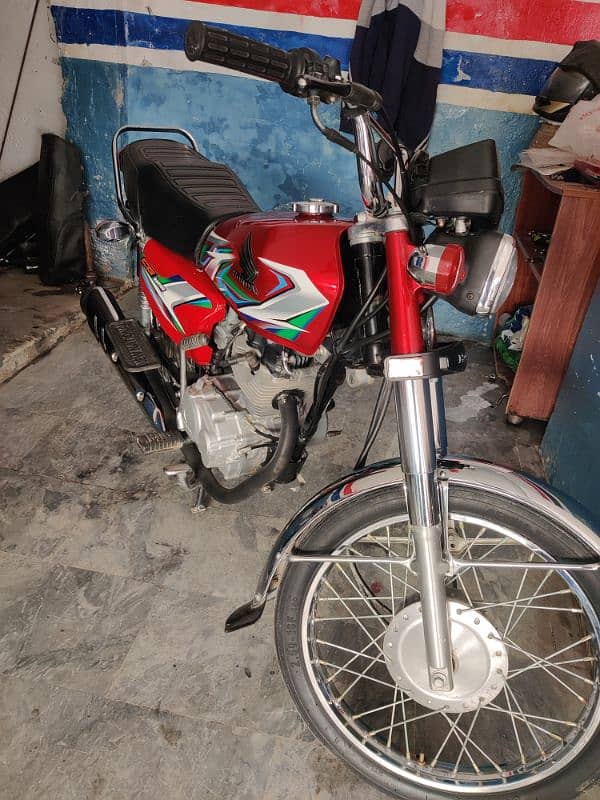 Honda 125 22/23 antique 0