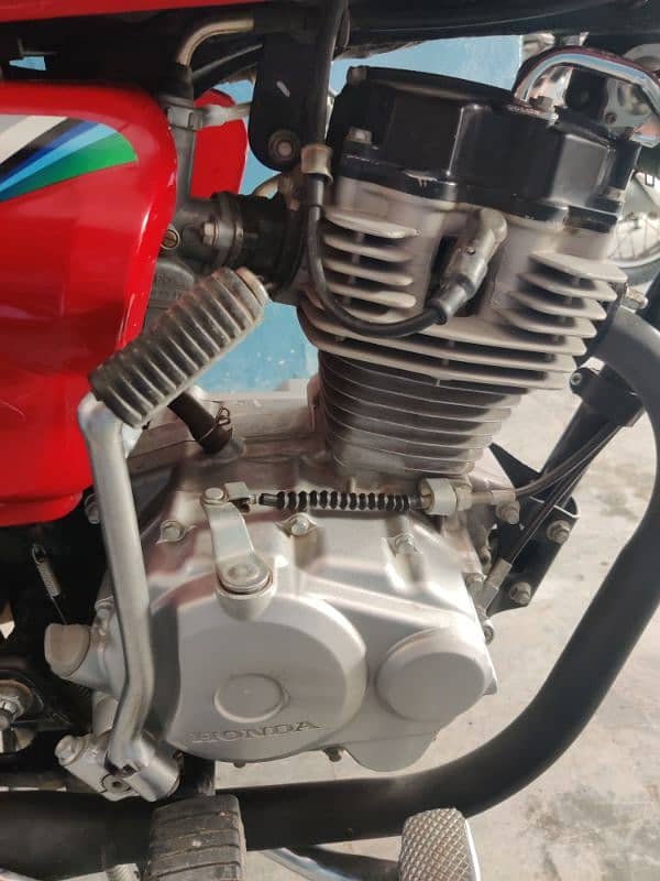 Honda 125 22/23 antique 3