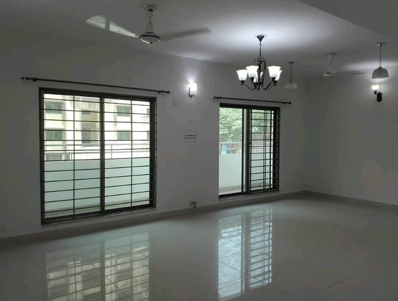 12 Marla Flat For sale In Askari 11 - Sector B Lahore 4