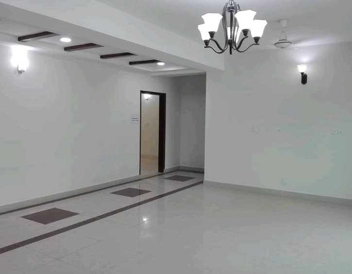 12 Marla Flat For sale In Askari 11 - Sector B Lahore 5