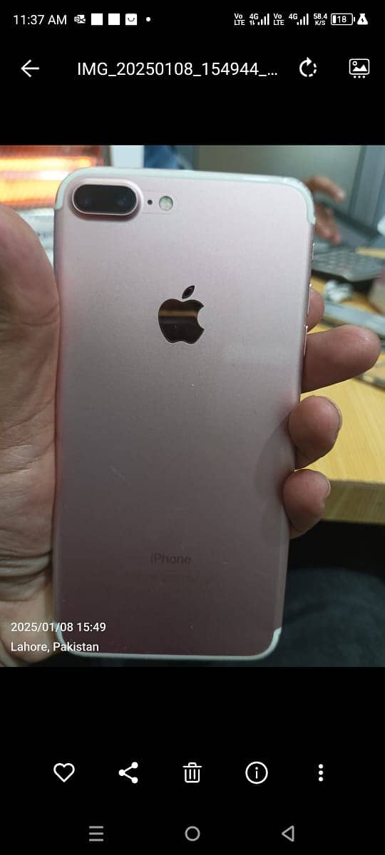 Apple iPhone 7 Plus 128 GB 5