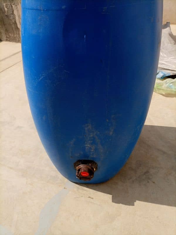 DRUM GEYSER 70 LITER URGENT SALE 8