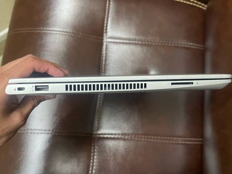 Hp Probook G7-440 core i5 ( 10th gen ) 3