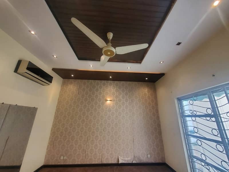 1 Kanal Prime Location Upper Portion For Rent In DHA Phase 1, Block B, Lahore 10