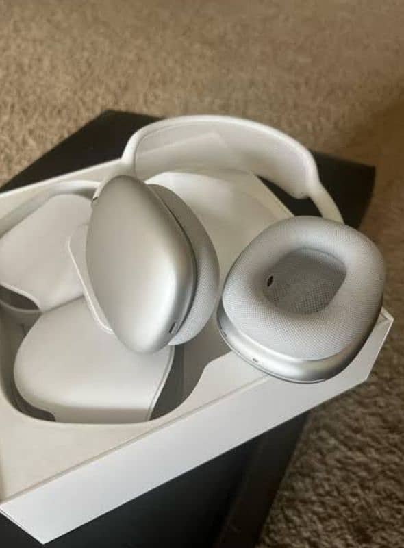 Airpods Max Wireless Bluetooth Headphone 0