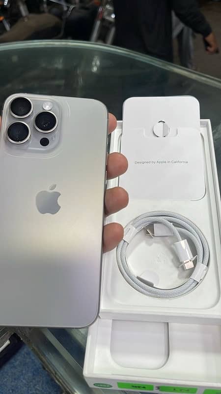 selling my iPhone 15 pro max 1