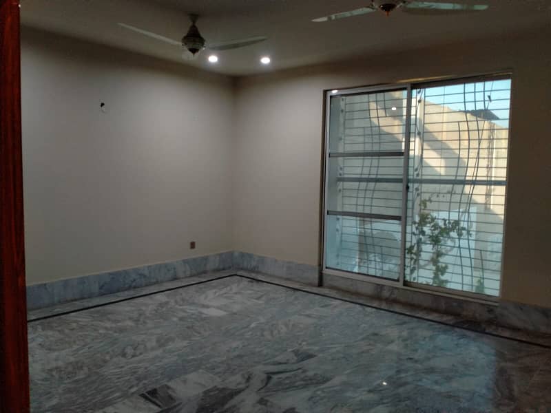 Ideal Location 50 Marla Commercial Building Commercial For Rent Daewoo Road Main Location Faisalabad 22