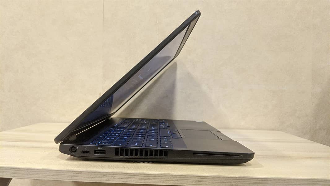 DELL Latitude 5501 | Core i7 9th Gen 2