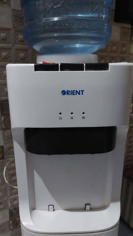 Orient Water Dispenser 0