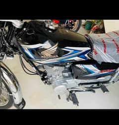 Honda 125 2025 model with number