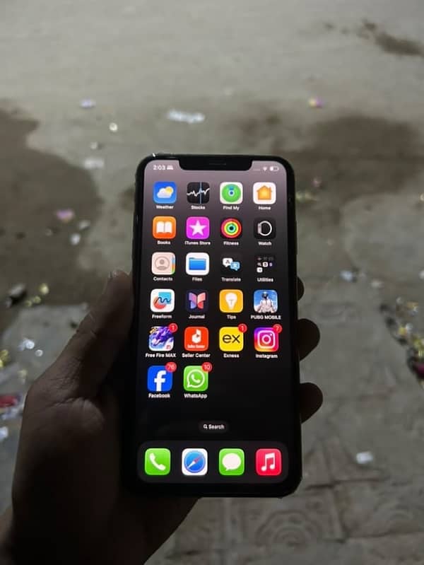 iphone xs max 2