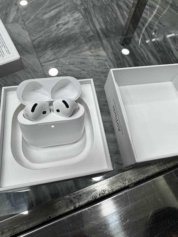 Apple AirPods 4ANC 2