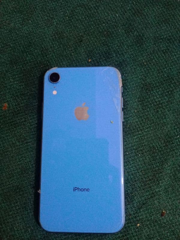 iPhone xr 64gb condition is best 1