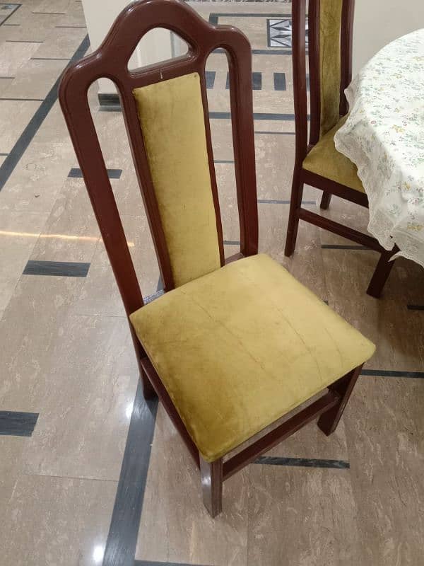 sell dining table with six chairs 1