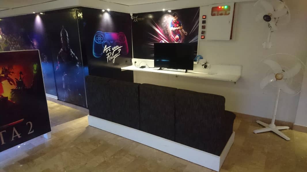 Gaming Lounge DHA 1